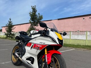 2022 Yamaha YZF-R7, золотистый, 1800000 рублей, вид 5
