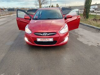 2011 Hyundai Accent IV, красный, 870000 рублей, вид 2