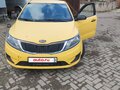 2013 Kia Rio III, жёлтый, 490000 рублей