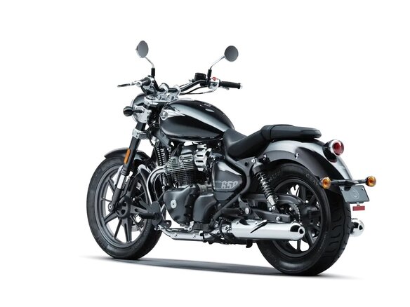 2026 Royal Enfield Super Meteor, чёрный, 764000 рублей - вид 3