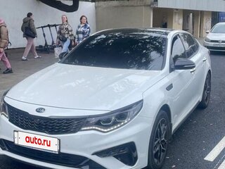 2019 Kia Optima IV Рестайлинг, белый, 2400000 рублей, вид 2