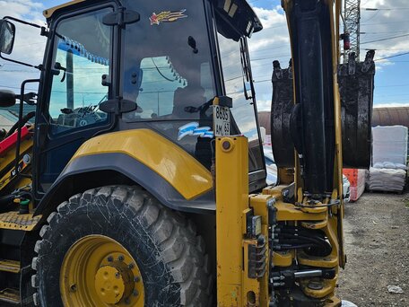 2015 Caterpillar 444, 10000000 рублей, вид 4