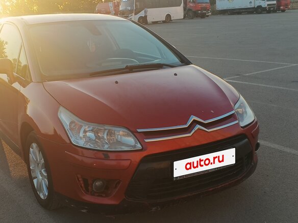 2008 Citroen C4 I Рестайлинг, красный, 350000 рублей