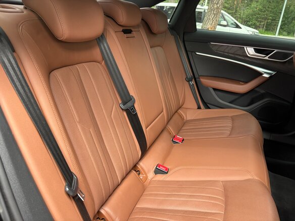 2020 Audi A6 45 TFSI V (C8), чёрный, 4500000 рублей - вид 13