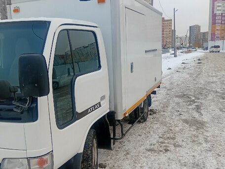 2006 Nissan Atlas, белый, 2000000 рублей, вид 1