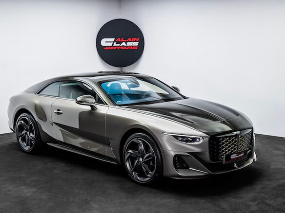2023 Bentley Mulliner Batur, серый - вид 1
