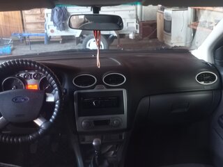2011 Ford Focus II Рестайлинг, чёрный, 690000 рублей, вид 4