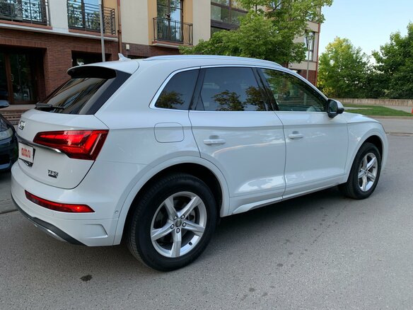 2021 Audi Q5 45 TFSI II (FY) Рестайлинг, белый, 3333648 рублей - вид 9