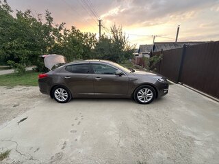 2013 Kia Optima III Рестайлинг, бежевый, 1600000 рублей, вид 1