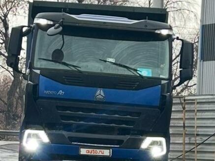 2014 Sinotruk Howo ZZ3327, синий, 2300000 рублей, вид 1