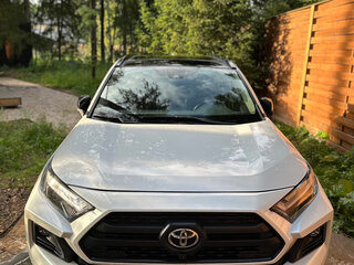2024 Toyota RAV4 V (XA50), белый, 3700000 рублей, вид 2