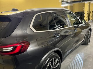 2020 BMW X5 25d IV (G05/G18), серый, 7400000 рублей, вид 3