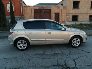 2005 Opel Astra H, серый, 630000 рублей, вид 3