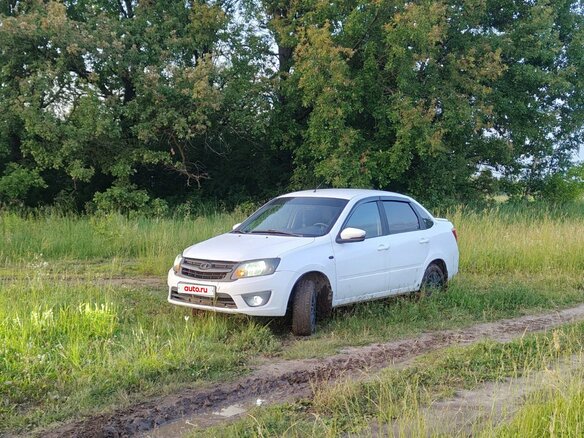 2018 Lada (ВАЗ) Granta I, белый, 400000 рублей - вид 1