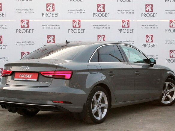 2018 Audi A3 III (8V) Рестайлинг, серый - вид 1