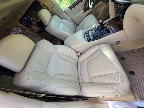 2016 Lexus LX 570 III Рестайлинг 2, белый, 10700000 рублей - вид 16