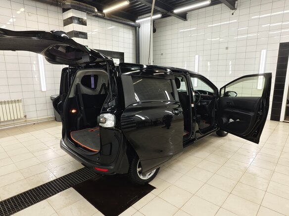 2015 Toyota Sienta II, чёрный, 1100000 рублей - вид 21