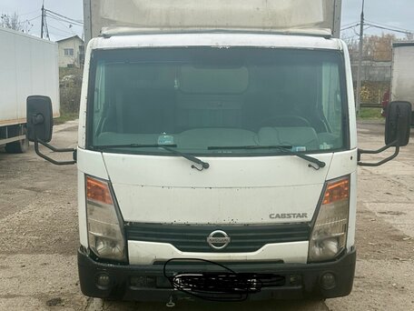 2011 Nissan Cabstar, белый, 680000 рублей, вид 4