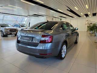 2018 Skoda Octavia III (A7) Рестайлинг, серый, 1575000 рублей, вид 2