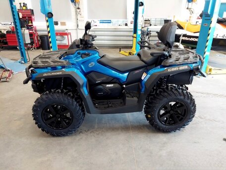 2023 BRP Can-Am Outlander MAX 650, синий, 1449400 рублей, вид 2