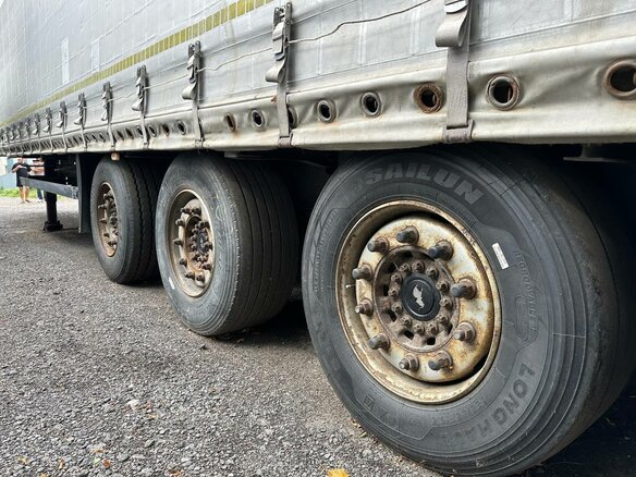 2012 Schmitz Cargobull SCS Mega, серый, 1258013 рублей - вид 4