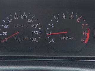 1992 Toyota Corolla Levin VI (AE100/AE101), белый, 220000 рублей, вид 5