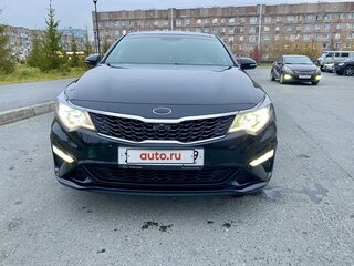 2018 Kia Optima IV Рестайлинг, чёрный, 2350000 рублей, вид 2