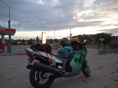 2000 Honda CBR 1100 XX, зелёный, 370000 рублей, вид 4