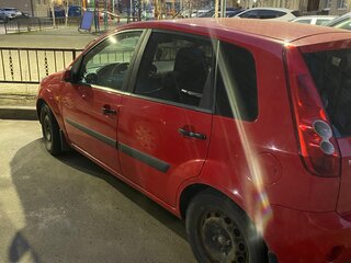 2007 Ford Fiesta Mk5, красный, 430000 рублей, вид 5