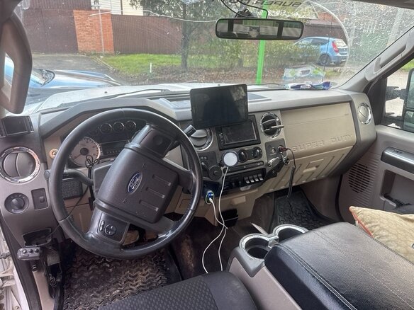 2008 Ford F-250, белый, 3600000 рублей - вид 9