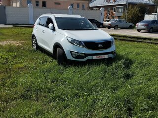 2014 Kia Sportage III Рестайлинг, белый, 1350000 рублей, вид 1