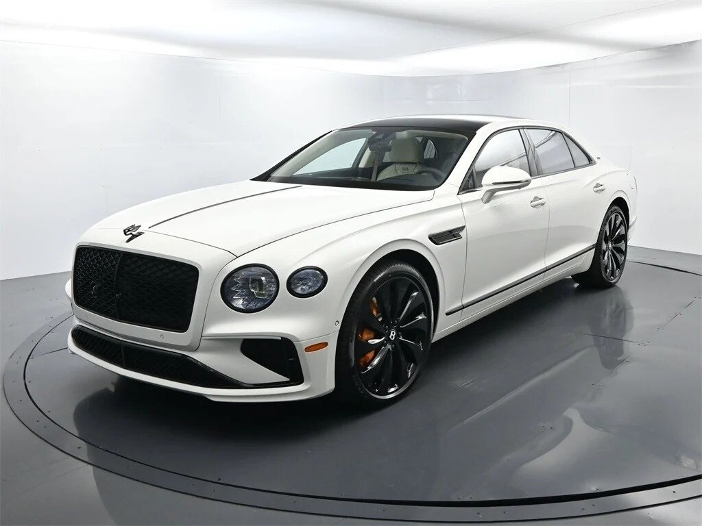 Открыть фотографии: Bentley Flying Spur IV