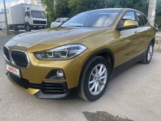 2018 BMW X2 xDrive20d I (F39), золотистый, 2900000 рублей, вид 3