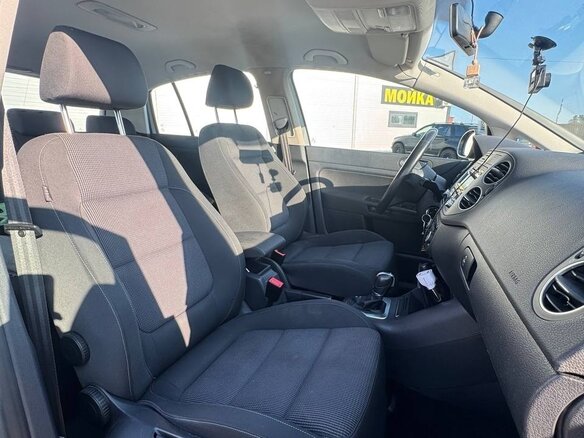 2013 Volkswagen Golf Plus II, серый, 700000 рублей - вид 14