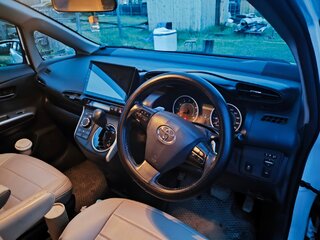 2009 Toyota Wish II, белый, 1100000 рублей, вид 5