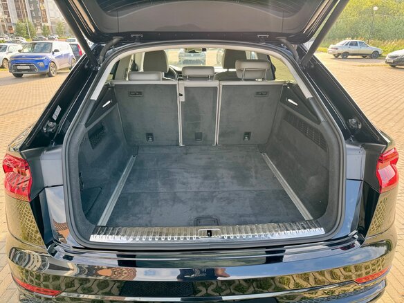 2019 Audi Q8 50 TDI I (4M), чёрный, 6200000 рублей - вид 14