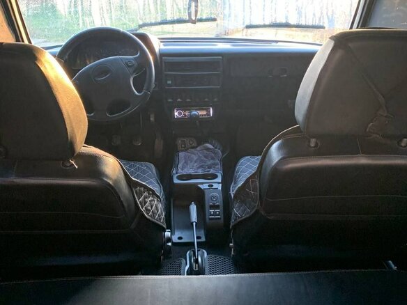 2011 Lada (ВАЗ) 2121 (4x4) I Рестайлинг, коричневый, 600000 рублей - вид 8