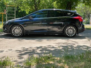 2012 Ford Focus III, чёрный, 950000 рублей, вид 4