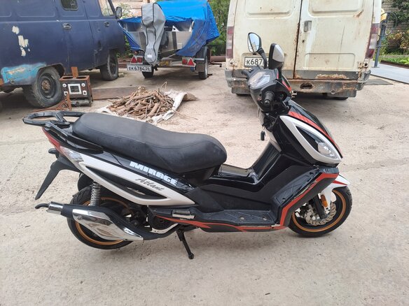 2011 Atlant 150cc, чёрный, 70000 рублей - вид 1