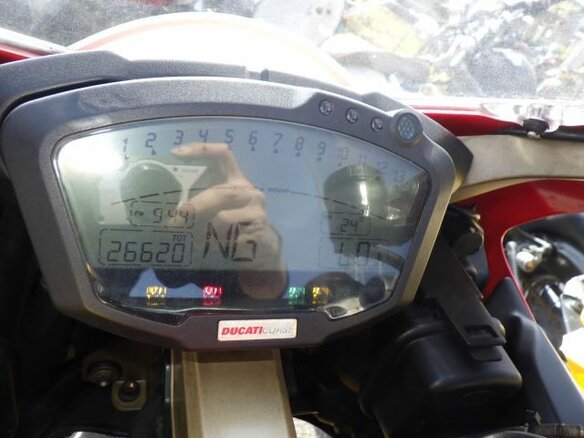 2010 Ducati 1198, пурпурный, 1100000 рублей - вид 6