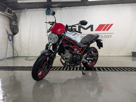 2021 Suzuki SV 650, белый, 550000 рублей, вид 1