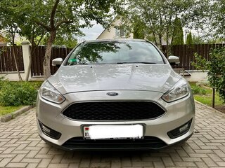 2015 Ford Focus III Рестайлинг, серебристый, 1015000 рублей, вид 2