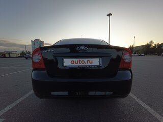 2010 Ford Focus II Рестайлинг, чёрный, 680000 рублей, вид 3