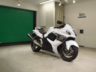 2017 Suzuki GSX 1300 R Hayabusa, белый, 1193000 рублей, вид 3