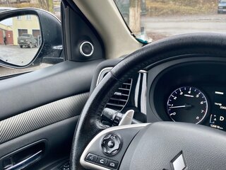 2012 Mitsubishi Outlander III, чёрный, 2080000 рублей, вид 2