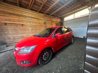 2010 Ford Focus II Рестайлинг, красный, 800000 рублей, вид 2