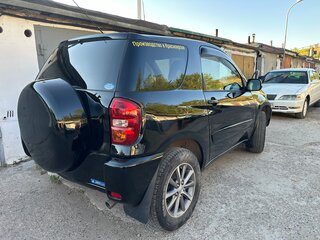 2005 Toyota RAV4 II (XA20) Рестайлинг, чёрный, 620000 рублей, вид 4