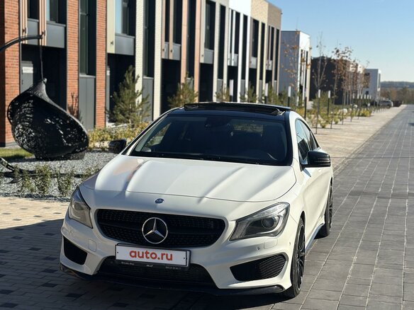 2013 Mercedes-Benz CLA 200 I (C117, X117), белый, 1899999 рублей - вид 1