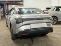 2026 Toyota bZ3, серебристый, 4390000 рублей - вид 3