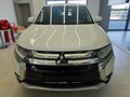 2015 Mitsubishi Outlander III Рестайлинг 2, белый, 1350000 рублей - вид 1
